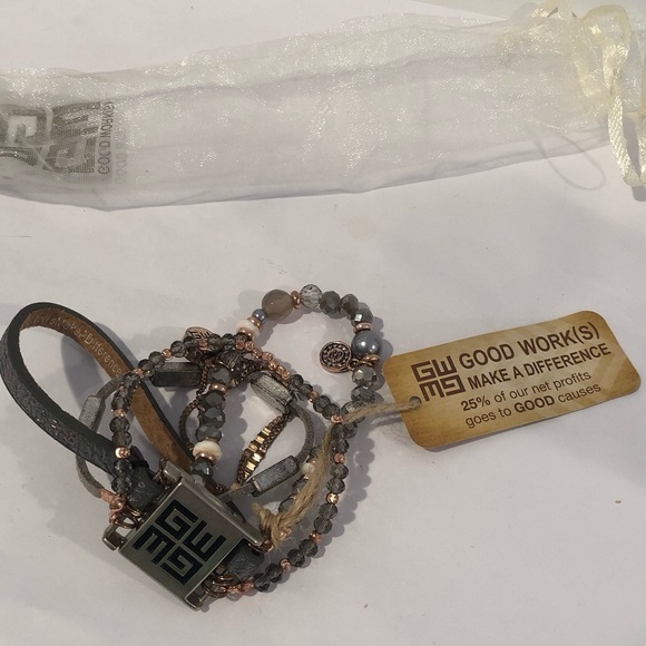 NWT Bracelet Grey - Picture 2 of 6